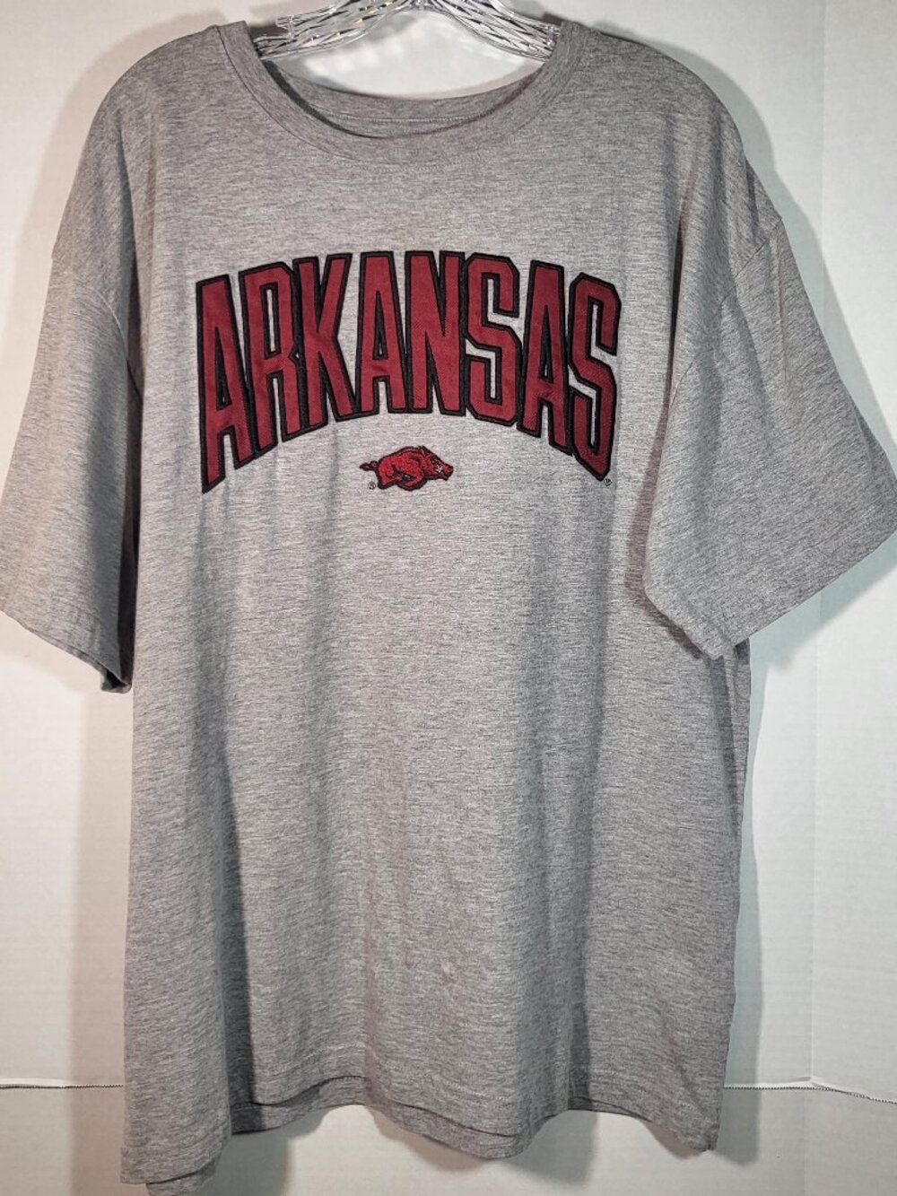Champion Woman's Arkansas Razorbacks Arch Over Logo T Shirt Size XL Gray